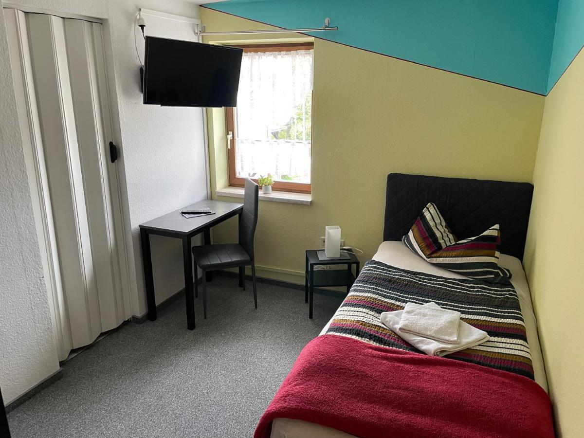 Pension & Gaststaette Bauernstube Heinsdorfergrund Dış mekan fotoğraf